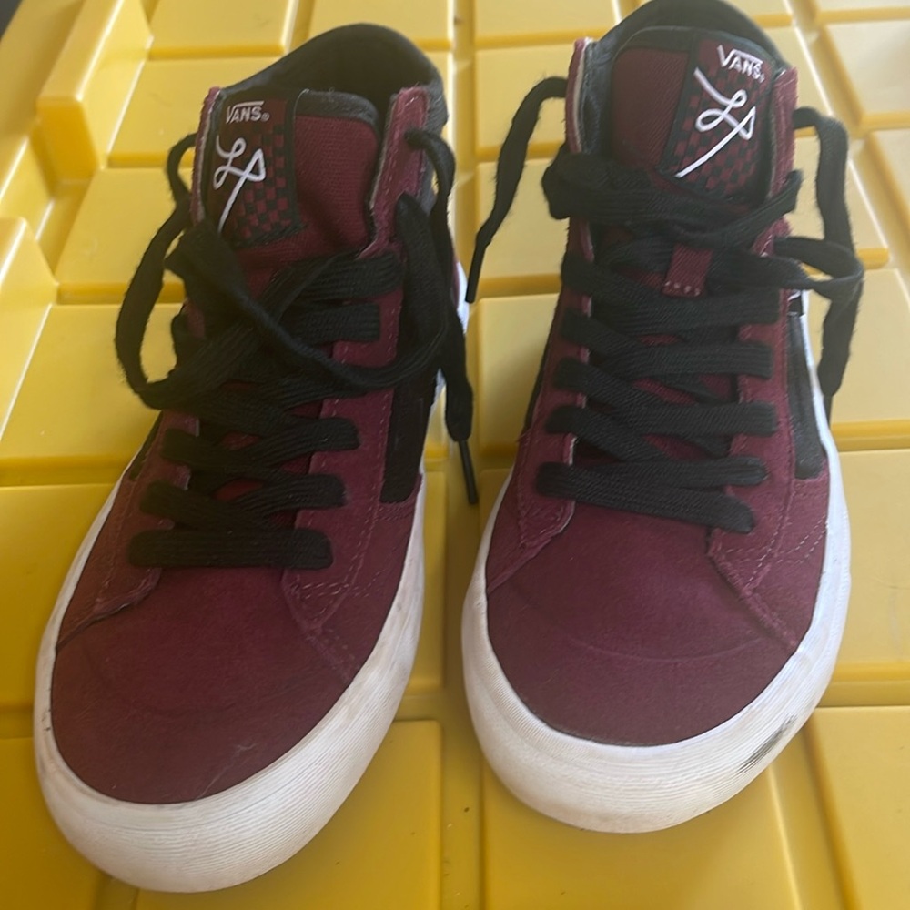 Boy high top vans